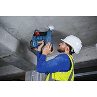 Akumulátorová hřebíkovačka do betonu BOSCH GNB 18V-40 (bez aku a bez nabíječky) + kufr