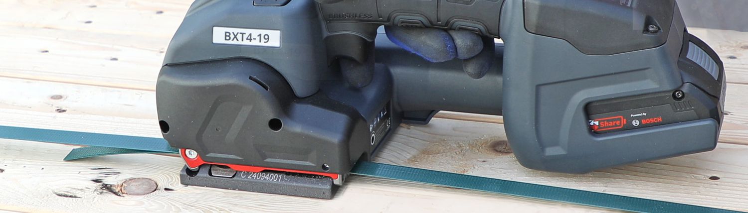 PÁSKOVAČKY A BALICÍ POTŘEBY